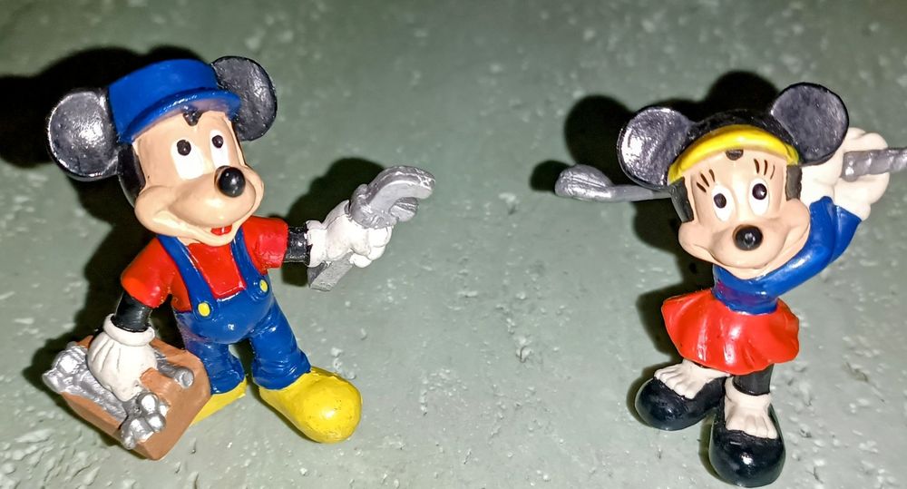 2 mini figuras Disney originais