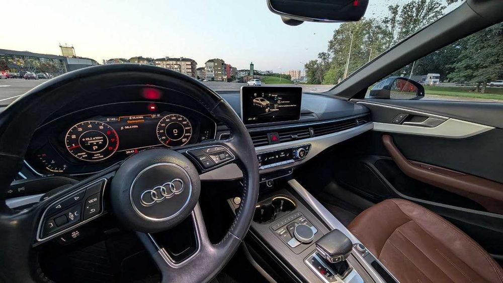 Audi A4 2018 VIN WAUKMAF44JA226256 фото оголошення 12 з 24