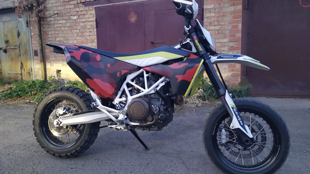 Продам супермото