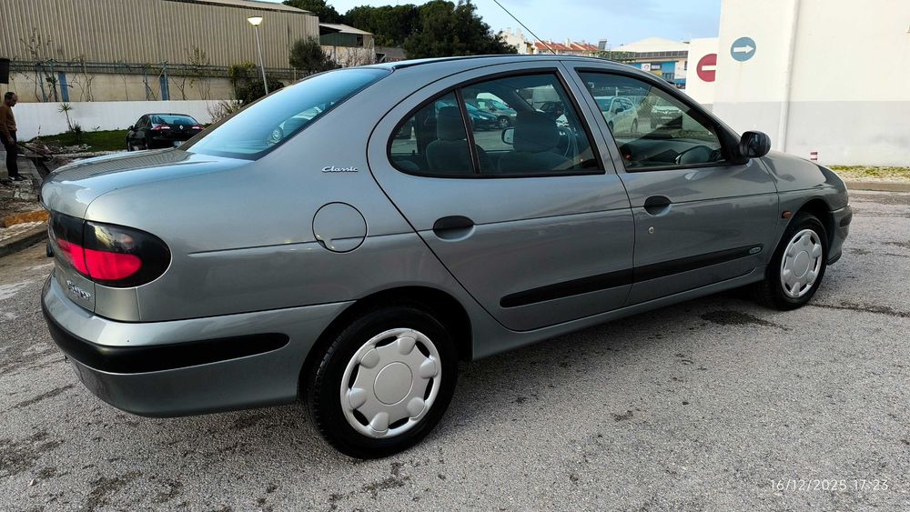 Renault Megane 1.4 Classic 1998 muito bom estado