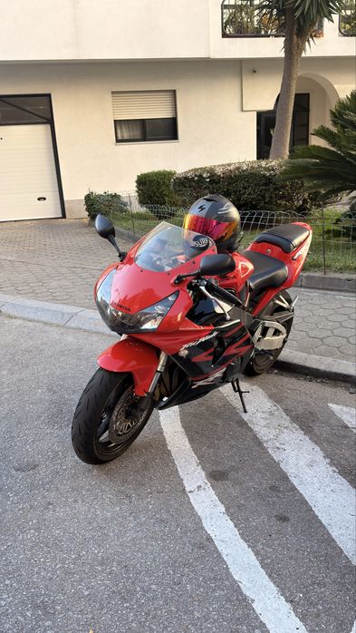 Honda cbr1000rr fireblade