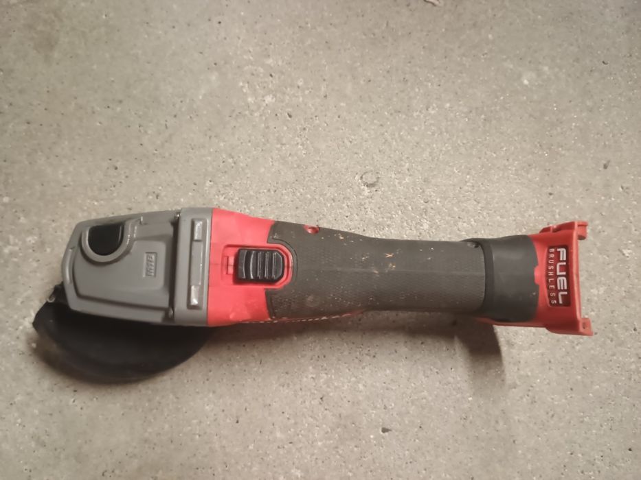 Szlifierka Milwaukee M 18 CAG125X 18 V oryginalna