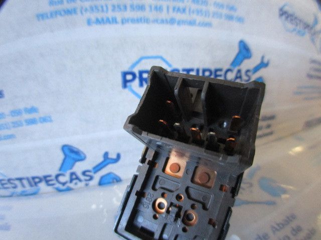 Comando / botão / interruptor vidros frente direito HYUNDAI i10 (PA)