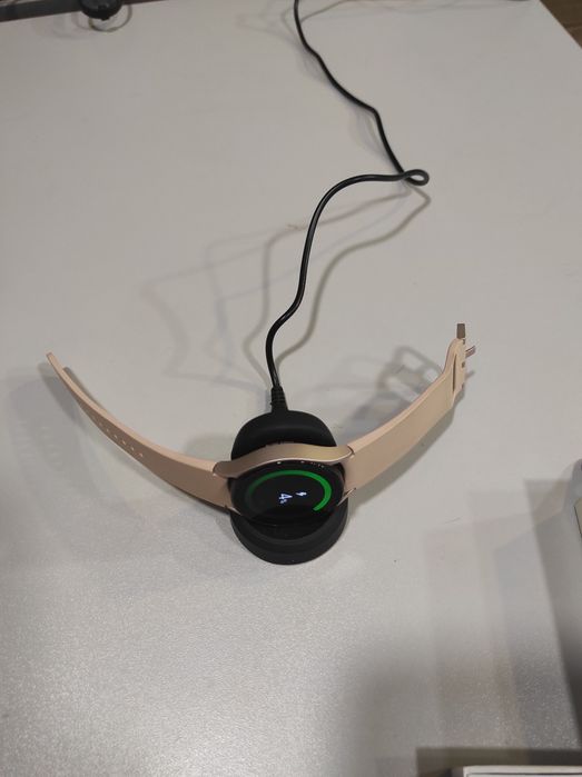 Samsung Galaxy Watch 4 Gold