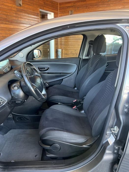 Lancia Ypsilon 1.3 M-jet S&S Gold