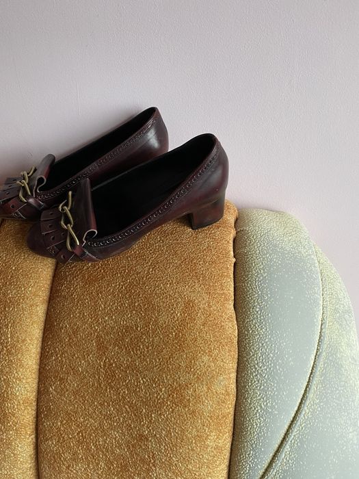 Гарні імпортні туфлі