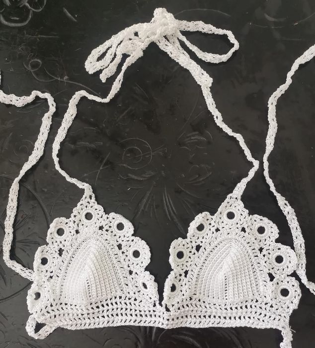 Bikini kostium dwuczesciowy bialy koronka  Koniakowo  r.XS Nowy