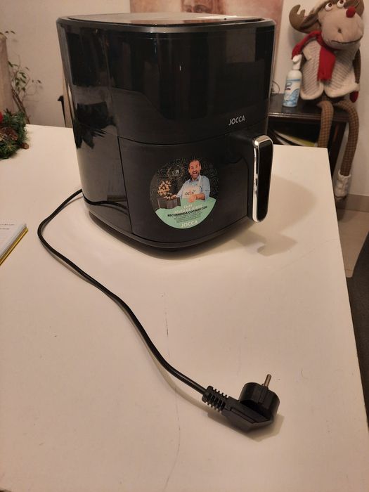 Vendo Air Fryer nova