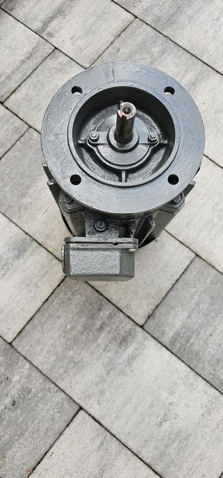 Silnik elektryczny 1kW 380V