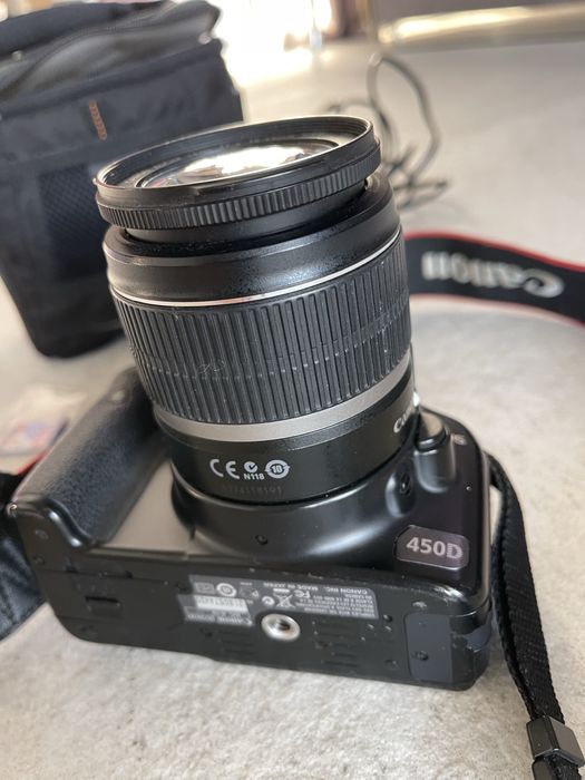 Canon EOS  450 D Фотоапарат