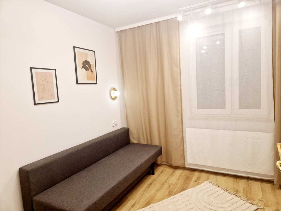 Pokój dla dziewczyny/kobiety