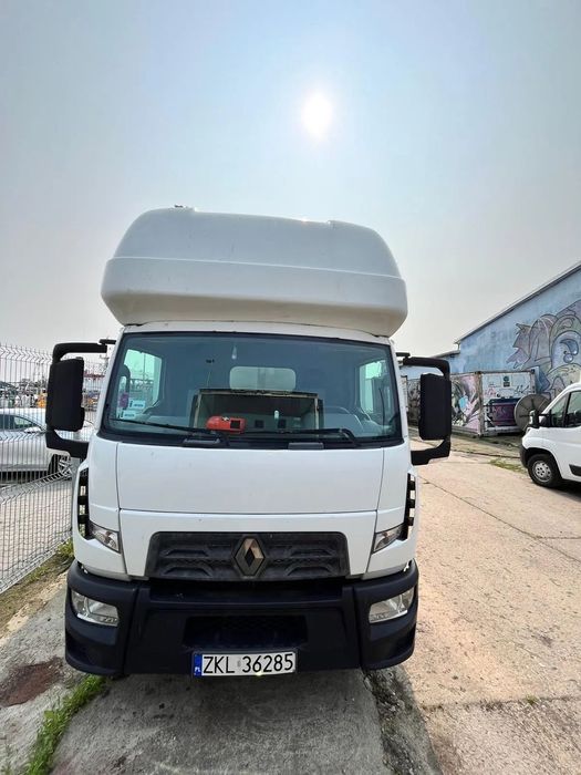 Renault D  Samochód Ciężarowy chłodnia