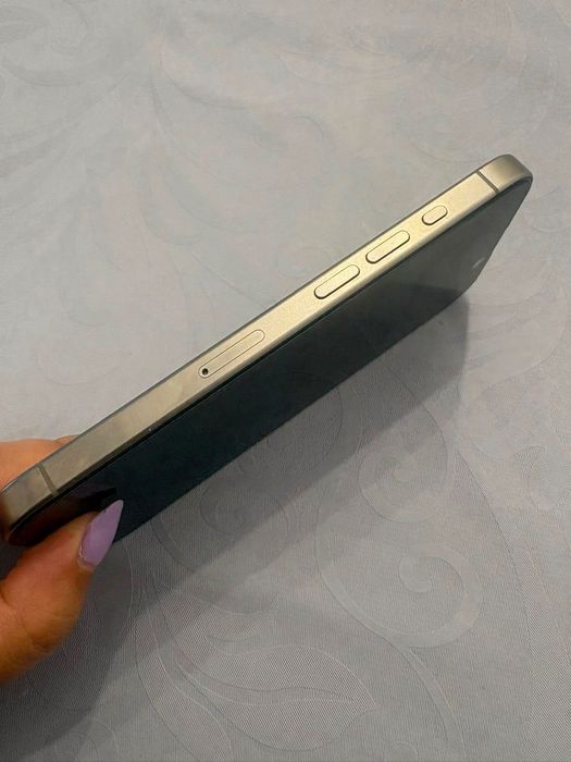 iPhone 15 pro - titânio natural- 128gb como novo