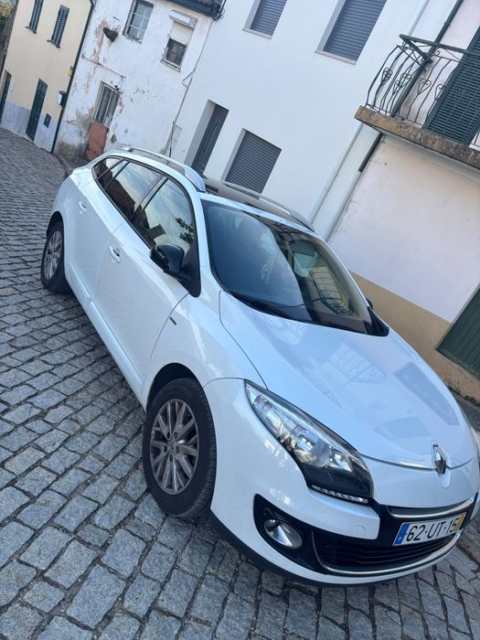 Carrinha impecável renault megane 3 1.5 dci bose