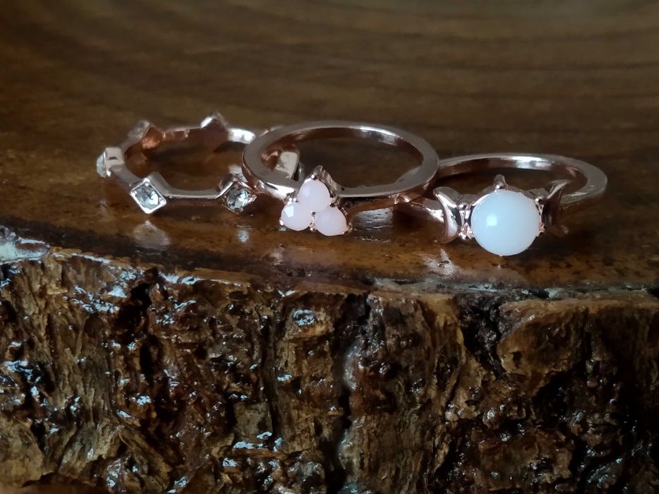 (NOVOS, PORTES GRÁTIS) Conjunto de Anéis Banhados a Prata 925 Rosa