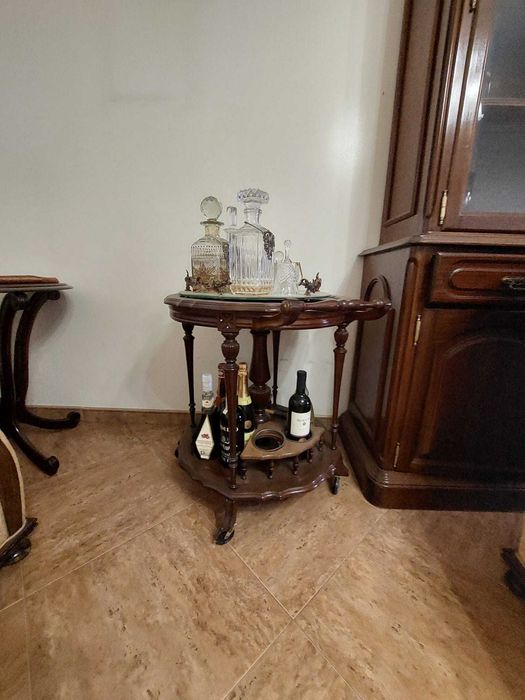 Mobilia_Cama_Sofas_Cadeiras