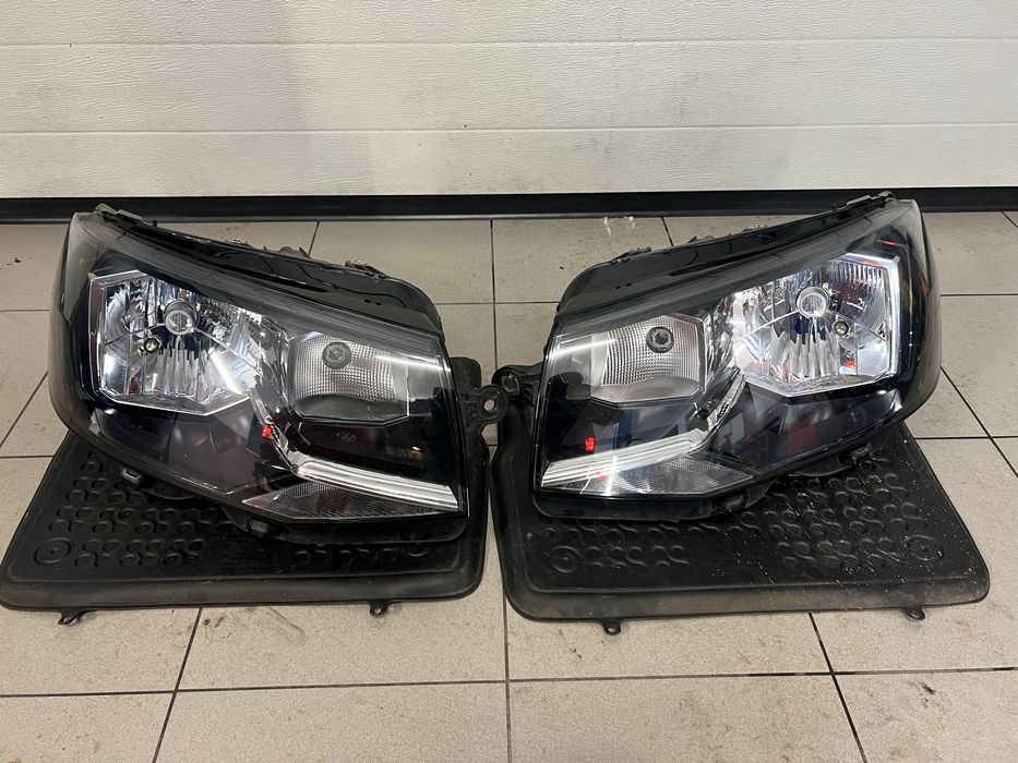 VW T6 Lampy przednie europa komplet refletor transporter caravelle