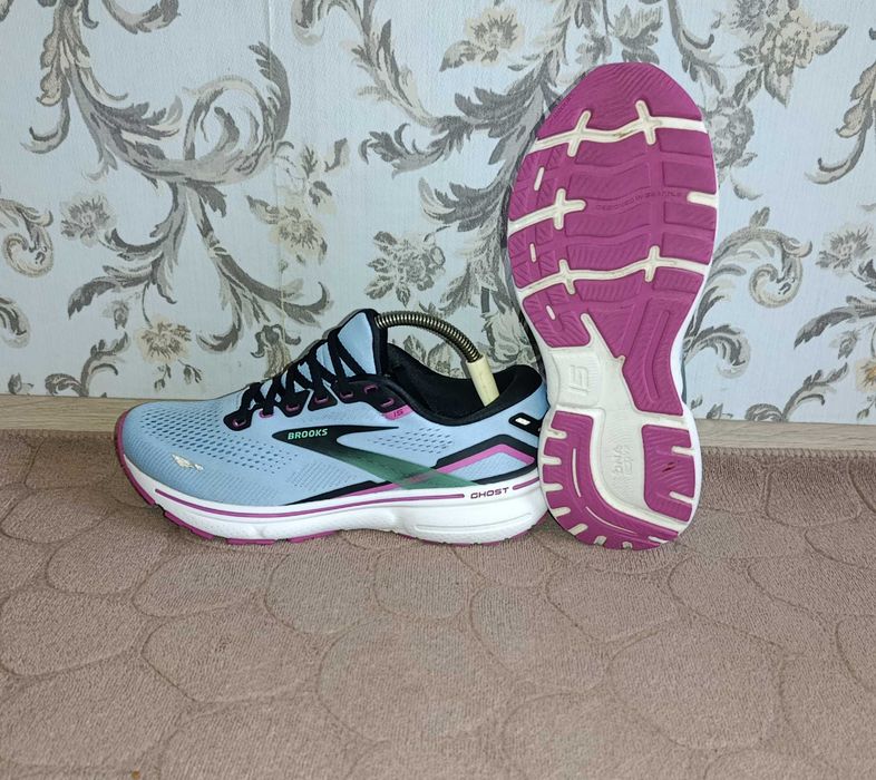 Кросівки чоловічі спортивні Brooks Shost 15