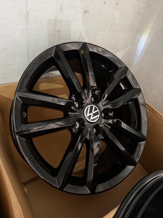 NOWE alufelgi 17” VW Golf Tiguan Touran T-roc Eos Jetta Caddy
