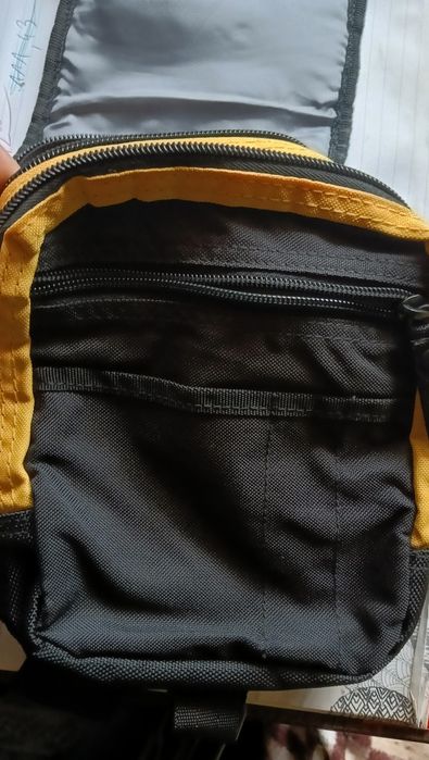 Listonoszka Torebka Catepilar gratis suchawki bezprzewodowe