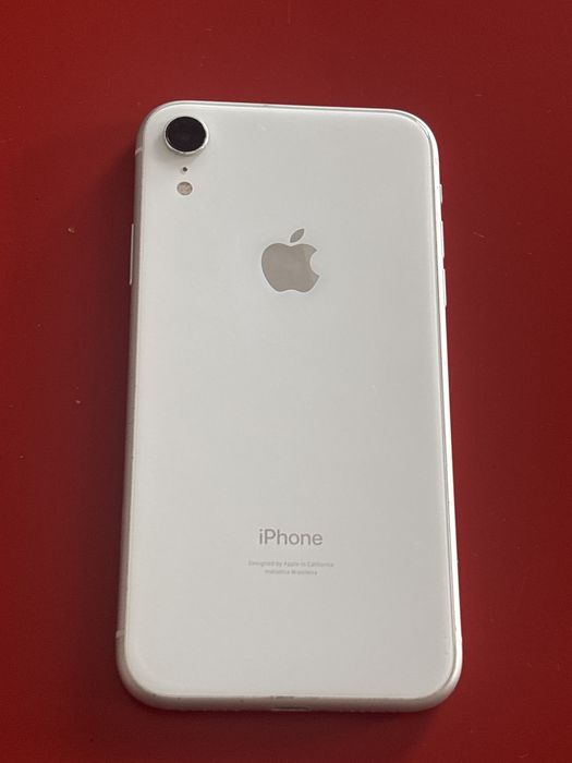 iphone XR usado.