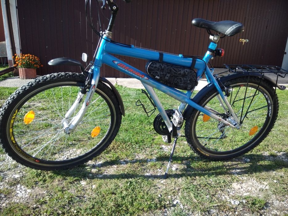 Rower                     .