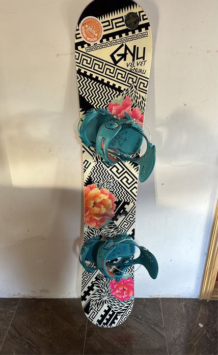 Сноуборд Gnu, burton, lib tech, кріплення Gnu b-free