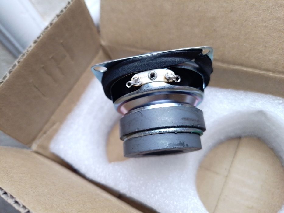 Динамик для аудио колонок