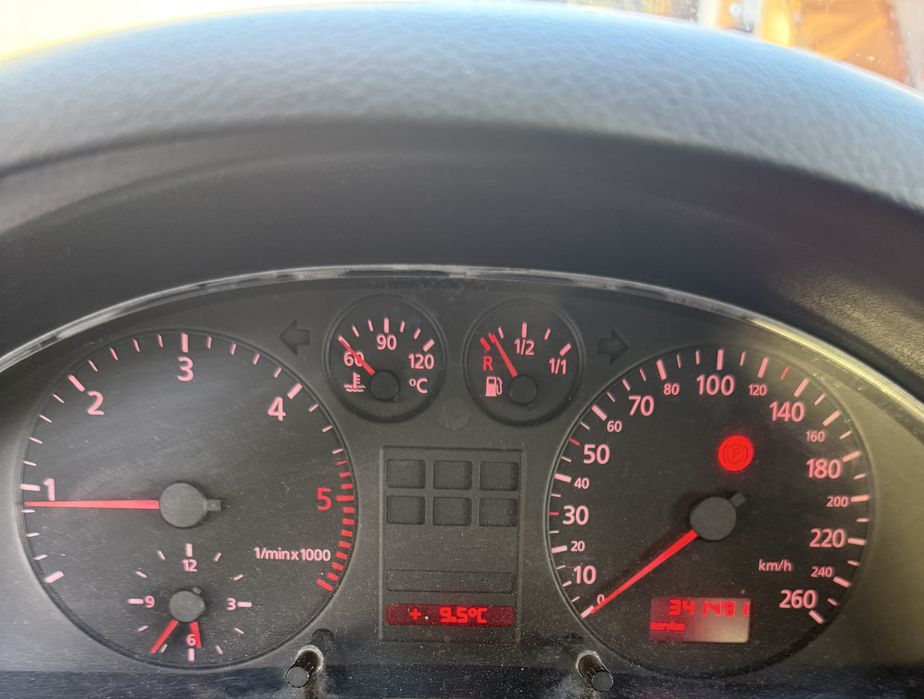 Audi A4 1.9 tdi.
