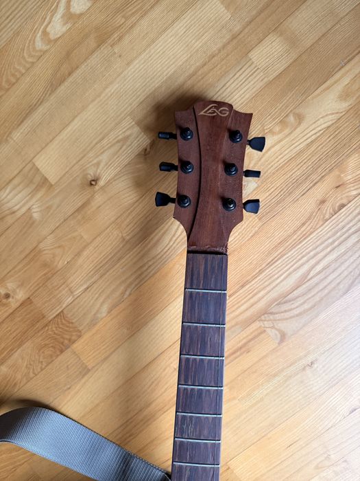 Gitara akustyczna Lag Tramontane T70D
