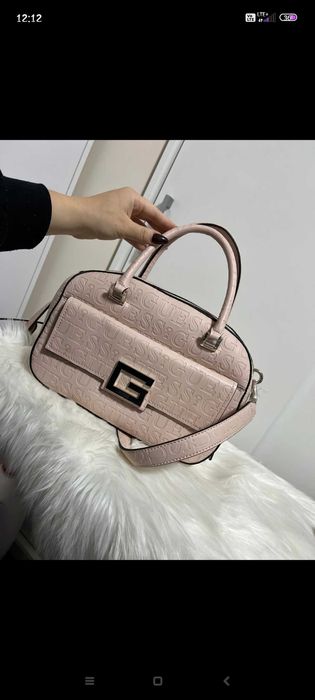 Nowa torebka kuferek guess