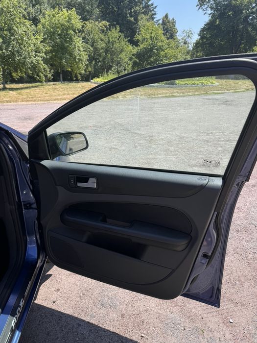 Продам Ford Focus 1.6 газ/бензин 2006 року