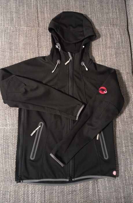 Жіноча спортивна куртка віндстопер Mammut Softshell Ultimate Hoody. M