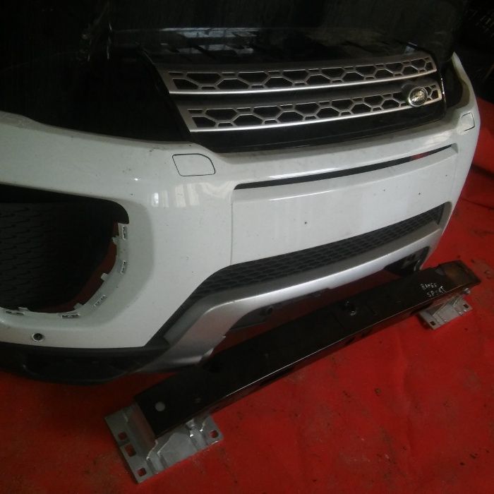 parachoques ,grelhas, capous para varios modelos de land rover