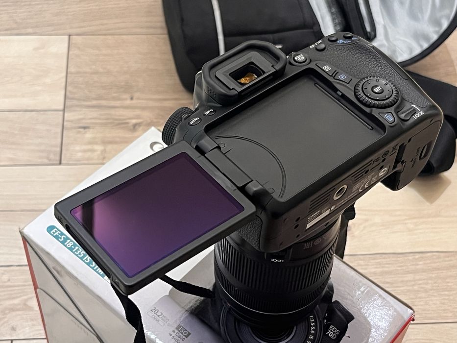 Фотоапарат Canon EOS 70D, (ef-s 18-135 is stm) Kit