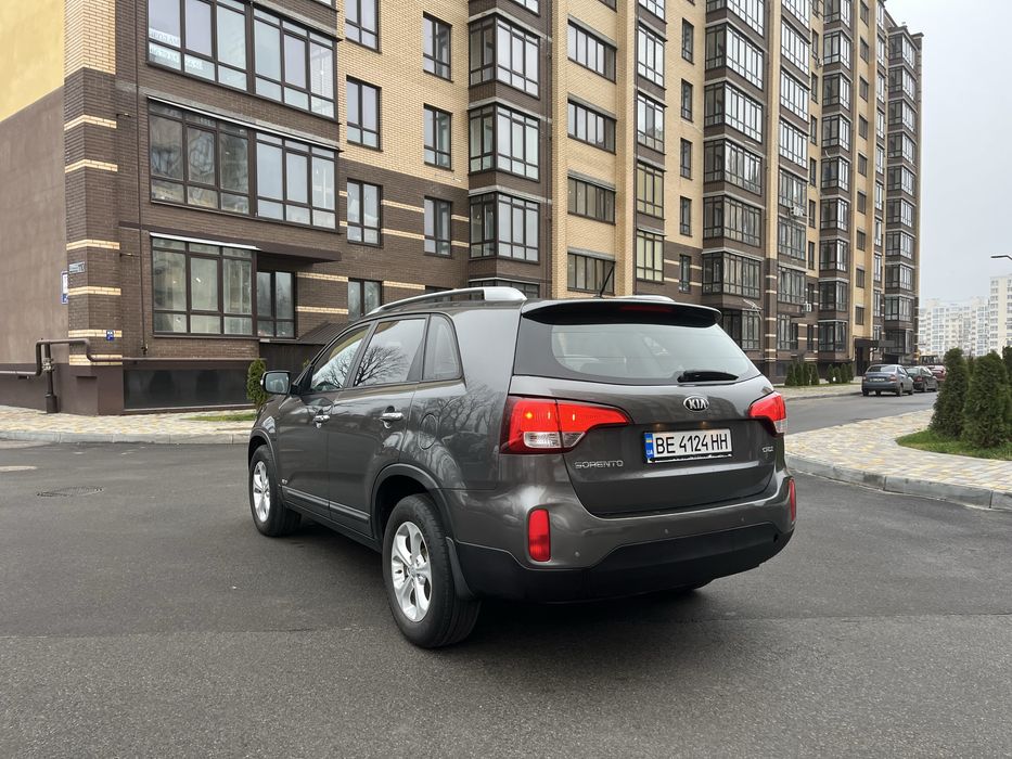 Продам доглянутий сімейний автомобіль. КІА SORENTO