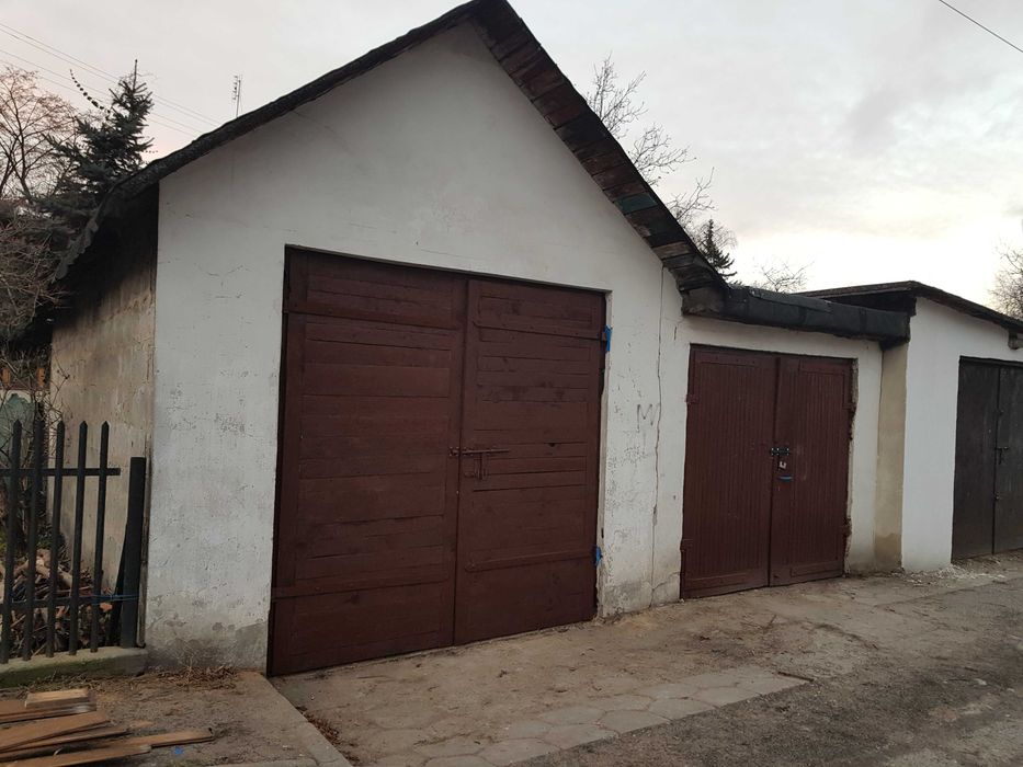 Garaż murowany do wynajęcia w Markach 21 m2 (3,2m x 6,5m)