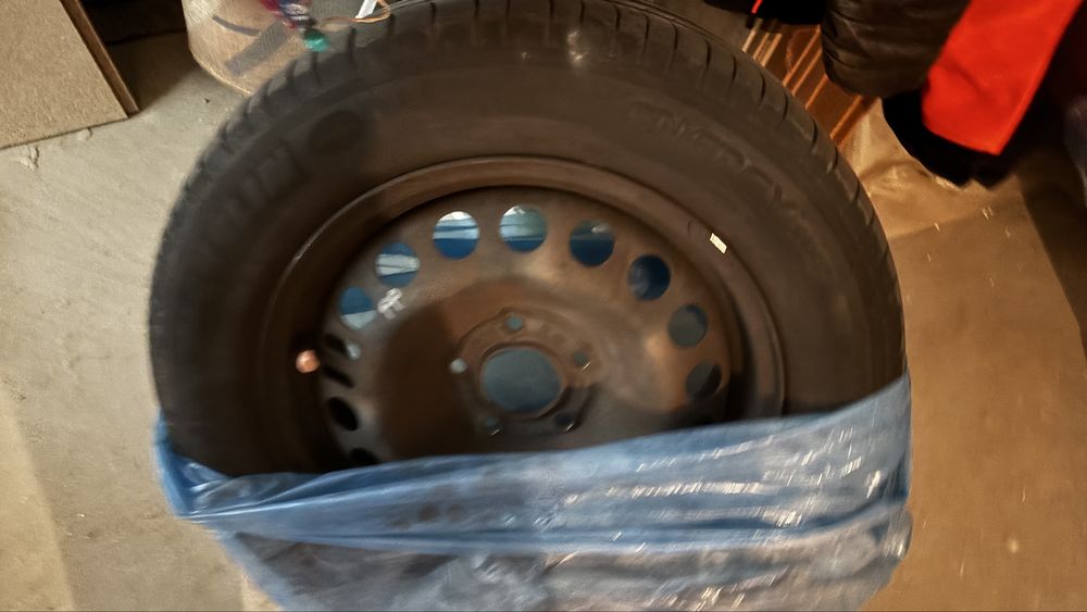 Zamienie dwie szt  do asty j na pare zarowek h11