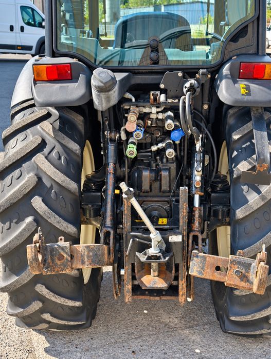 Ciągnik sadowniczy New Holland T.490N stan idealny