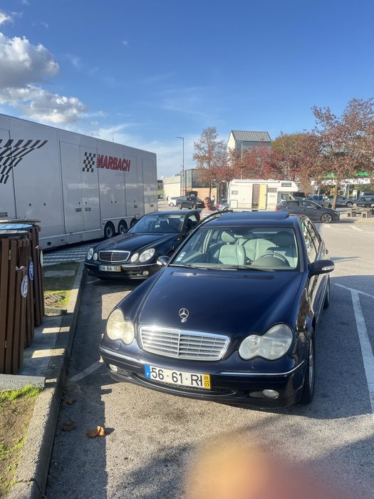 Carro em Muito Bom estado