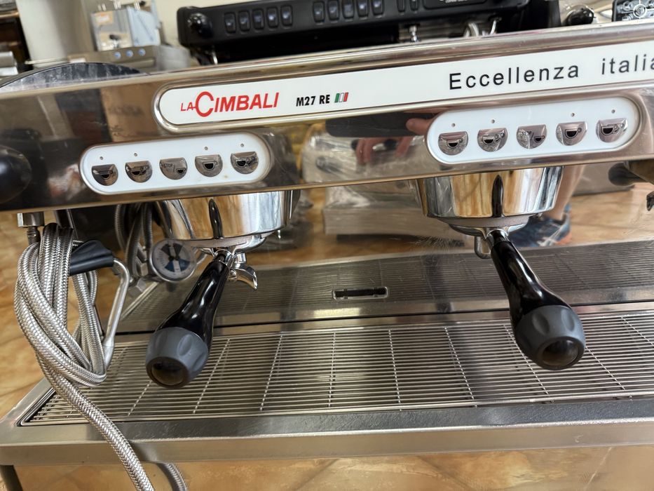 Maquina café industrial La cimbaly M27 três grupos