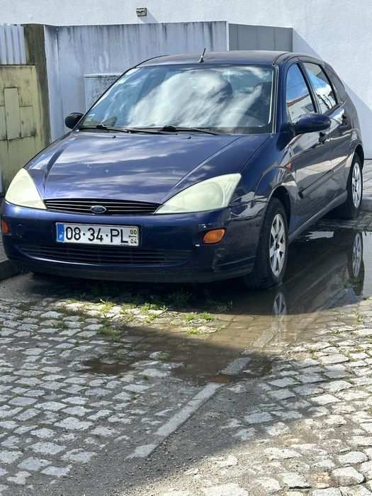 Ford Focus 1.4 gasolina