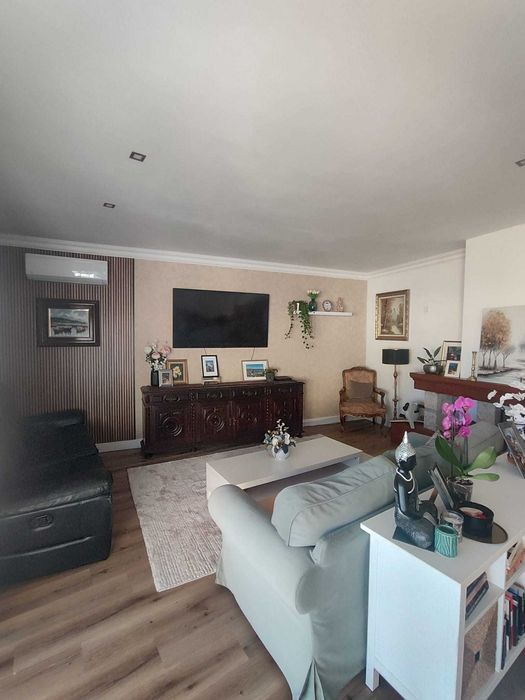 moradia t5 com piscina aquecida