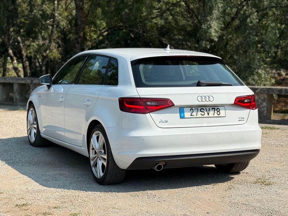 Audi A3 S-line  Ultra 1.6