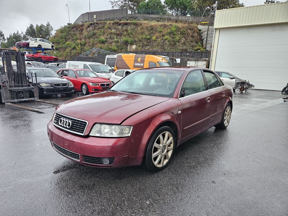 Audi A4 B6 2.5 TDi de 2002 para peças
