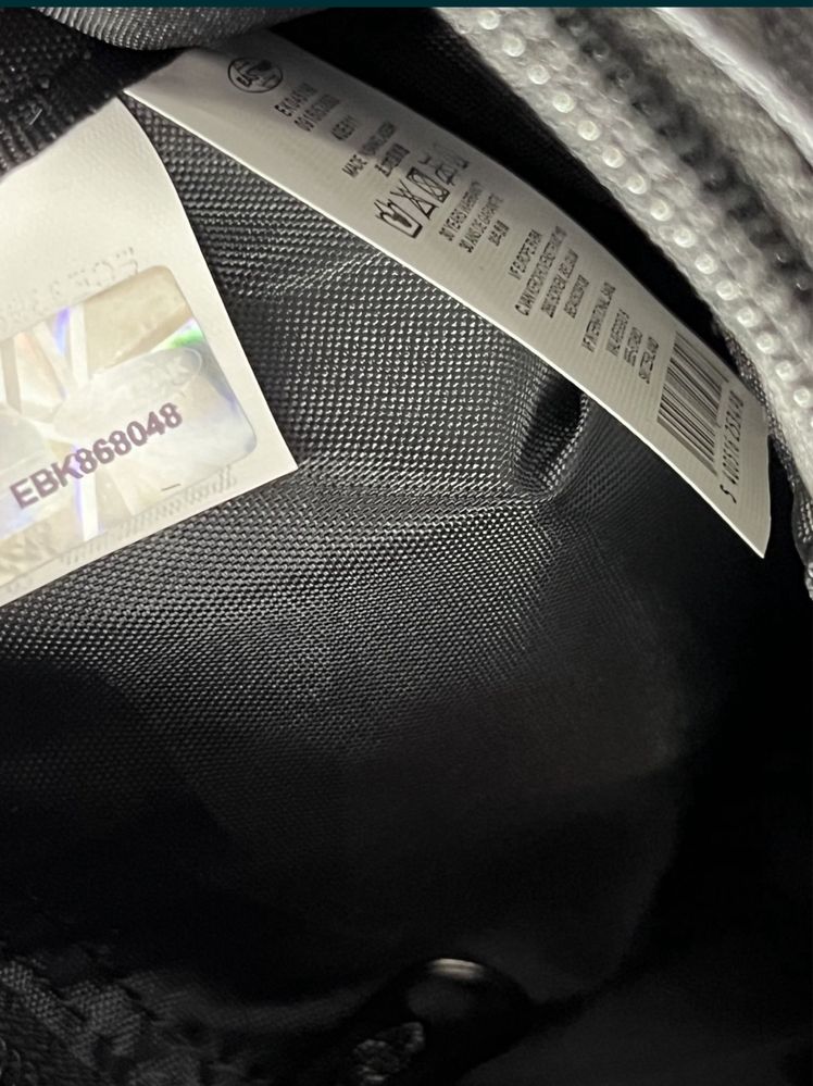 Сумка мессенджер Eastpak: 480 грн. - Сумки через плече Кам'янське на Olx