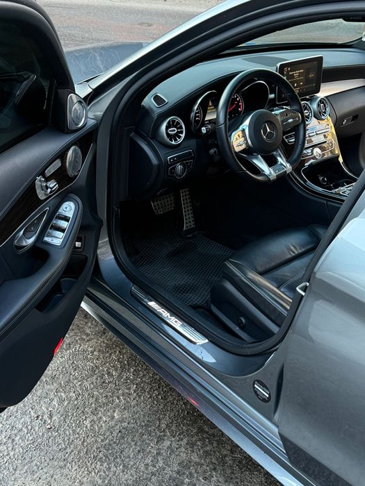 Mercedes Benz amg C 43