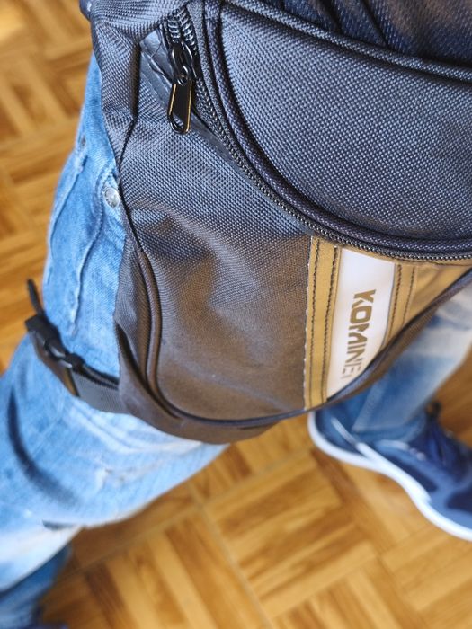 Malta estilo motard de cintura e perna nova.