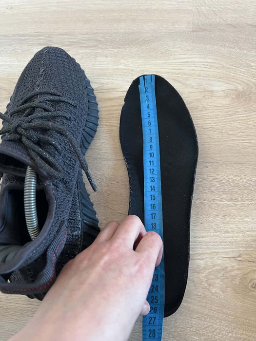 Adidas Yeezy 350 кросівки 40 р
