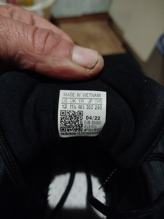 Продам  Adidas OZNOVA